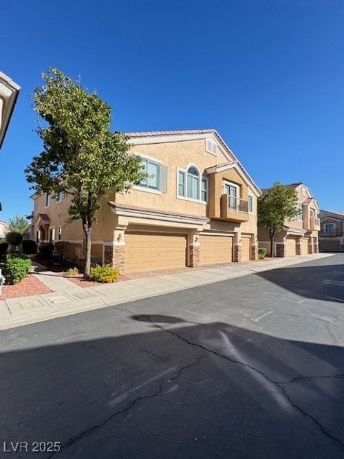 0-1582 Wild Willey Way, Henderson, NV, 89002-9351 | Card Image