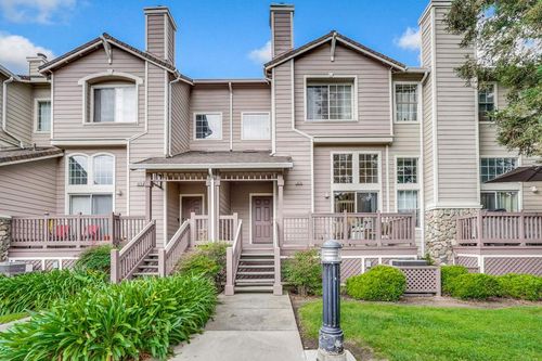 1876 Kenai Cmn, San Jose, CA, 95131 | Card Image