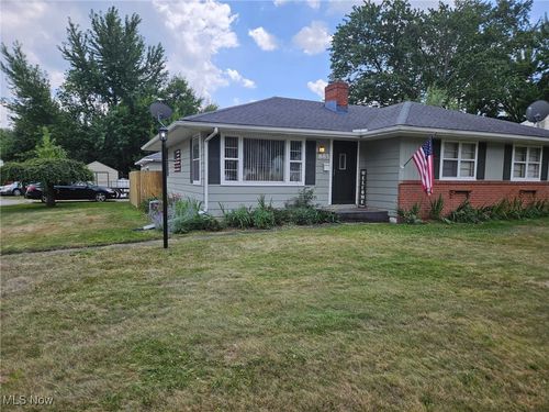 885 Afton Ave, Youngstown, OH, 44512-2404 | Card Image
