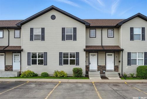 10-135 Pawlychenko Lane, Saskatoon, SK, S7V1J8 | Card Image
