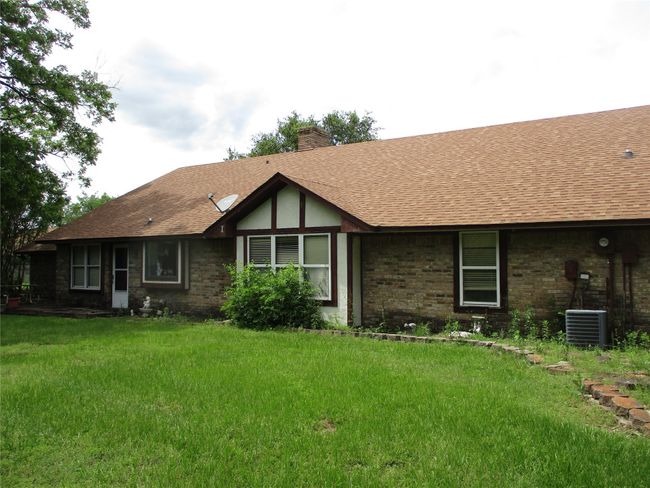 6243 State Highway 276, Home with 3 bedrooms, 3 bathrooms and null parking in Point TX | Image 9