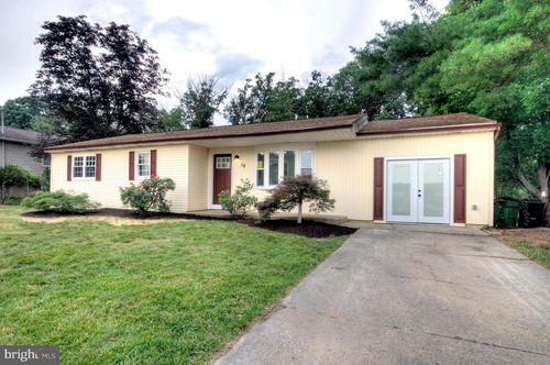18 Mango Ct, SICKLERVILLE, NJ, 08081-9402 | Card Image