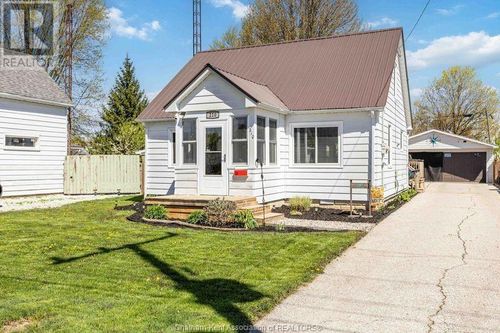 210 Queen Street, Wallaceburg, ON, N8A1G5 | Card Image