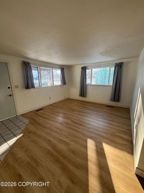 1808 Twining Dr, Anchorage, AK, 99504-3041 | Card Image