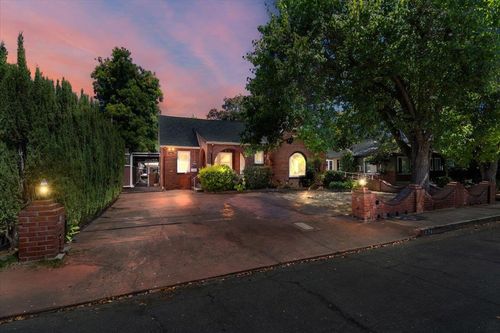 121 S Lincoln St, Roseville, CA, 95678-2736 | Card Image