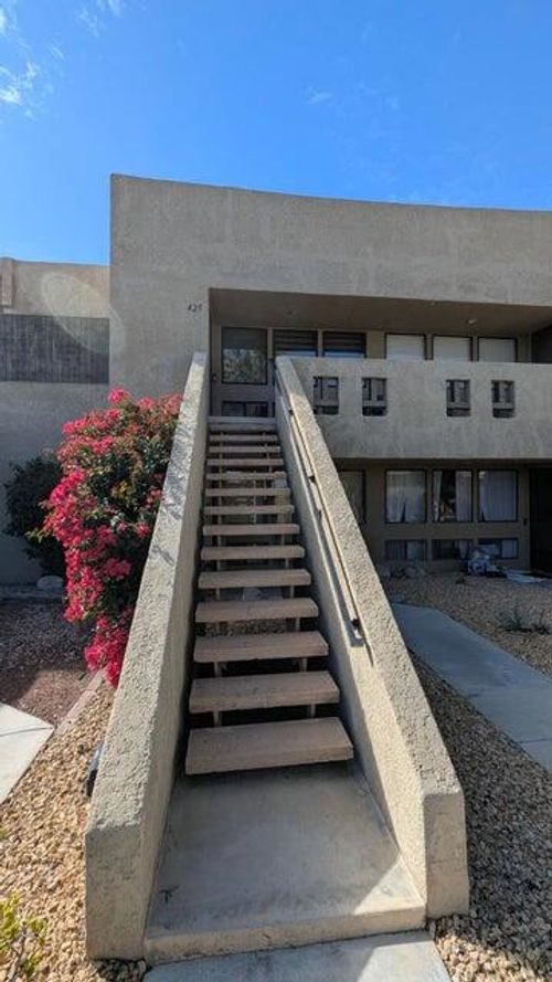 63-425 Bradshaw Ln, Palm Springs, CA, 92262 | Card Image
