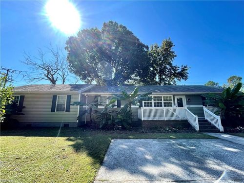 1075 Kenya Ln, Virginia Beach, VA, 23451-5712 | Card Image