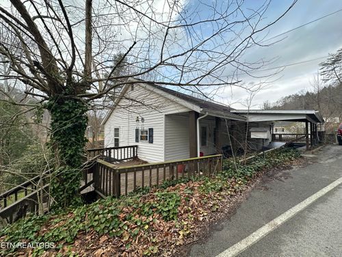 6084 Highway 840, Wallins Creek, KY, 40873-8819 | Card Image