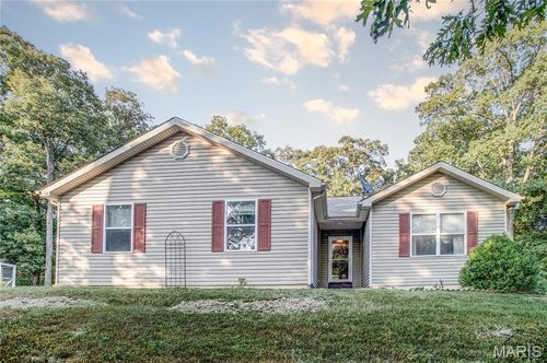 7590 Moulton Rd, Bunker Hill, IL, 62014-2559 | Card Image