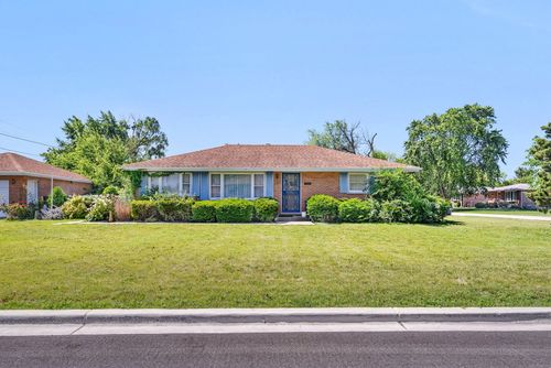 7859 W 78th St, Bridgeview, IL, 60455-1375 | Card Image