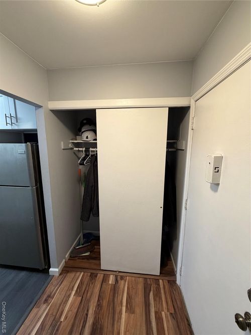 unit-2b-15 Club House Dr, Fishkill, NY, 12524-3633 | Card Image