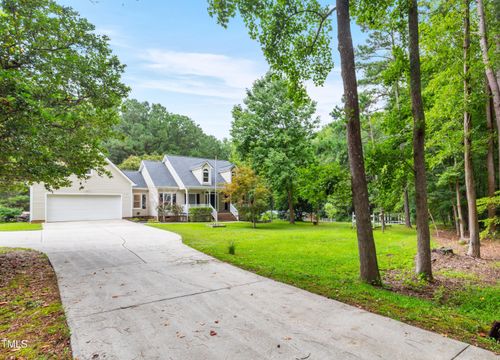 2517 Mary Marvin Trl, Fuquay Varina, NC, 27526-9639 | Card Image