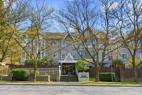 204-1550 Fell Ave, North Vancouver, BC, V7P3E7 | Card Image