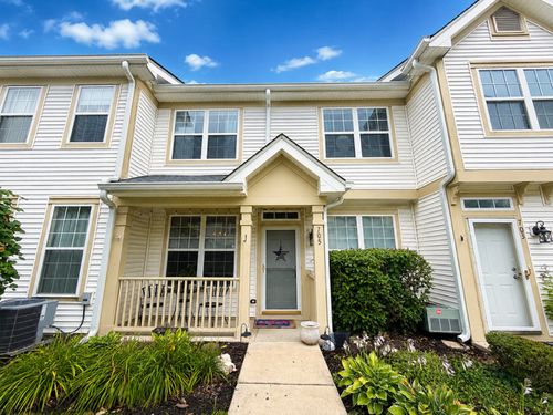 705 Morris Ct, Lakemoor, IL, 60051-8631 | Card Image