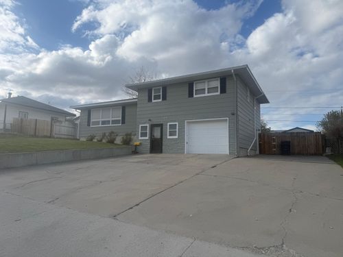 117 Murray St, Rawlins, WY, 82301-4345 | Card Image