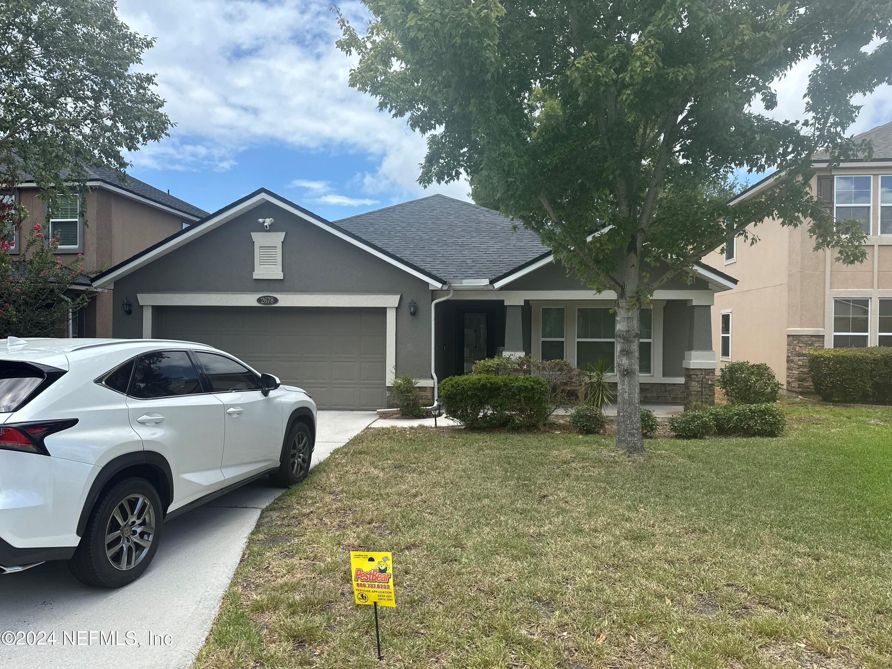 Salt Lake Dr, Jacksonville, FL 32211