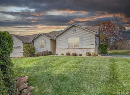 12032 Princewood Dr, Fenton, MI, 48430-9651 | Card Image