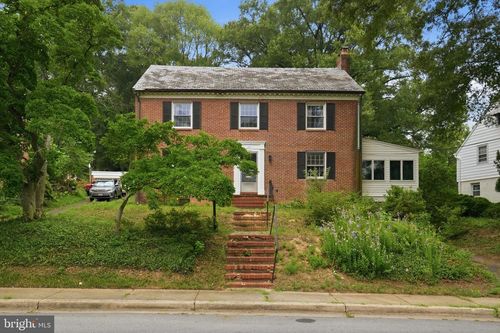 7004 Wake Forest Dr, COLLEGE PARK, MD, 20740-3608 | Card Image