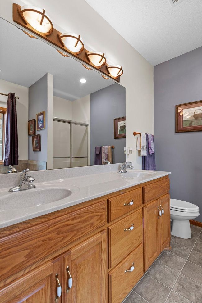 Private primary bath | Image 12