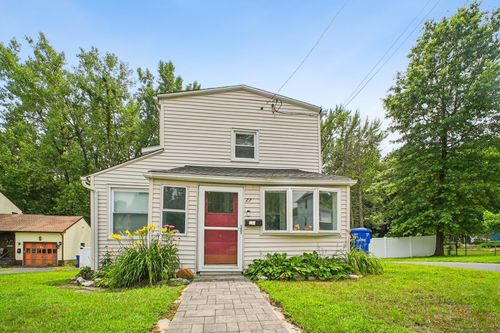 27 Gilbert Ave, Bloomfield, CT, 06002-3802 | Card Image