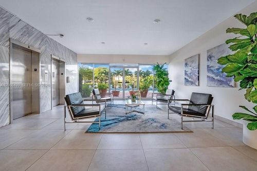 1116-401 Golden Isles Dr, Hallandale Beach, FL, 33009-7509 | Card Image