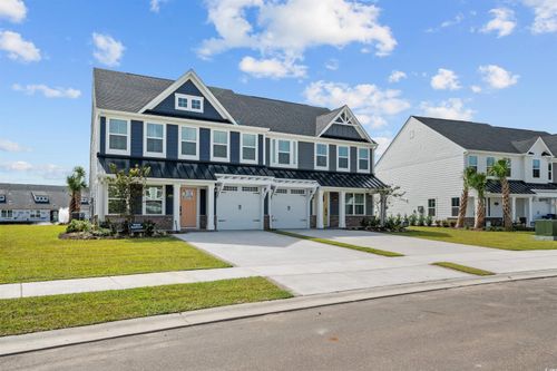 20a-8901 Freya Way, Longs, SC, 29568-7685 | Card Image