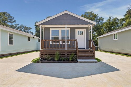 3-22837 E Community Dr, New Caney, TX, 77357-8009 | Card Image