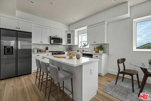 4701 A Saturn Street, Los Angeles, CA, 90019 | Card Image