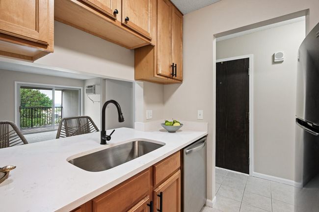 15_12812_Nicollet15_mls.jpg | Image 11