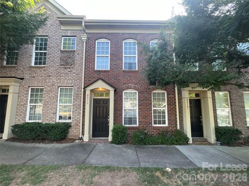 9511 Longstone Ln, Charlotte, NC, 28277-5737 | Card Image