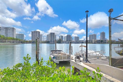 115-2780 Ne 183rd St, Aventura, FL, 33160-2108 | Card Image