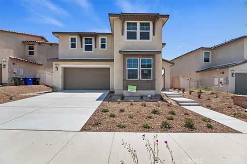 18114 Azul Way, Santa Clarita, CA, 91350-3297 | Card Image