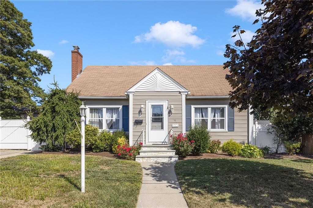 Brookfield Dr, Cranston, RI 02920