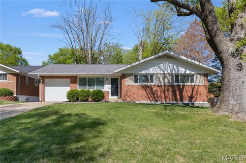 8718 Glenwood Dr, Saint Louis, MO, 63126-1926 | Card Image