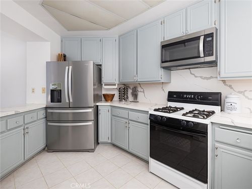 unit-305-1450 Brett Pl, San Pedro, CA, 90732-5058 | Card Image