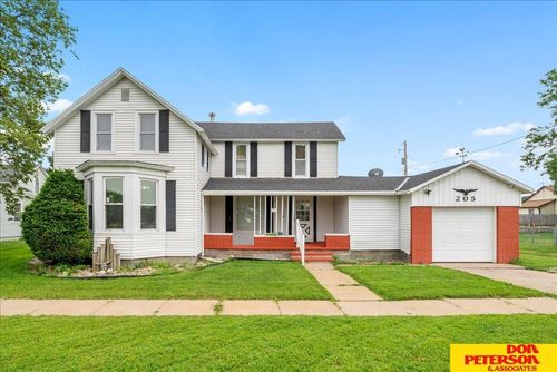 205 E Maple St, Hooper, NE, 68031-3111 | Card Image