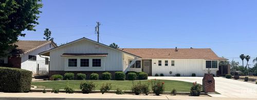 3627 Country Club Dr, Bakersfield, CA, 93306-3914 | Card Image