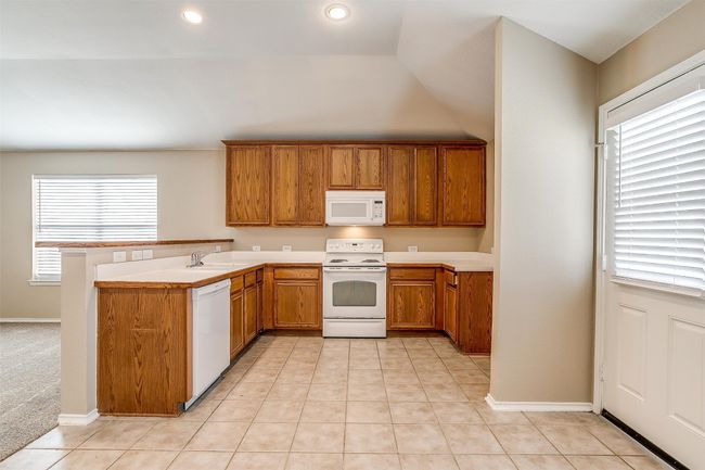 1325 Barrel Run, House other with 4 bedrooms, 2 bathrooms and null parking in Haslet TX | Image 12