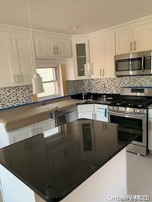 135-16 130th St, South Ozone Park, NY, 11420-3732 | Card Image