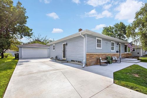 321 S Linda Street, KIMBERLY, WI, 54136 | Card Image