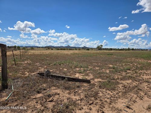 25650 N Trinity Ranch Rd, Paulden, AZ, 86334 | Card Image