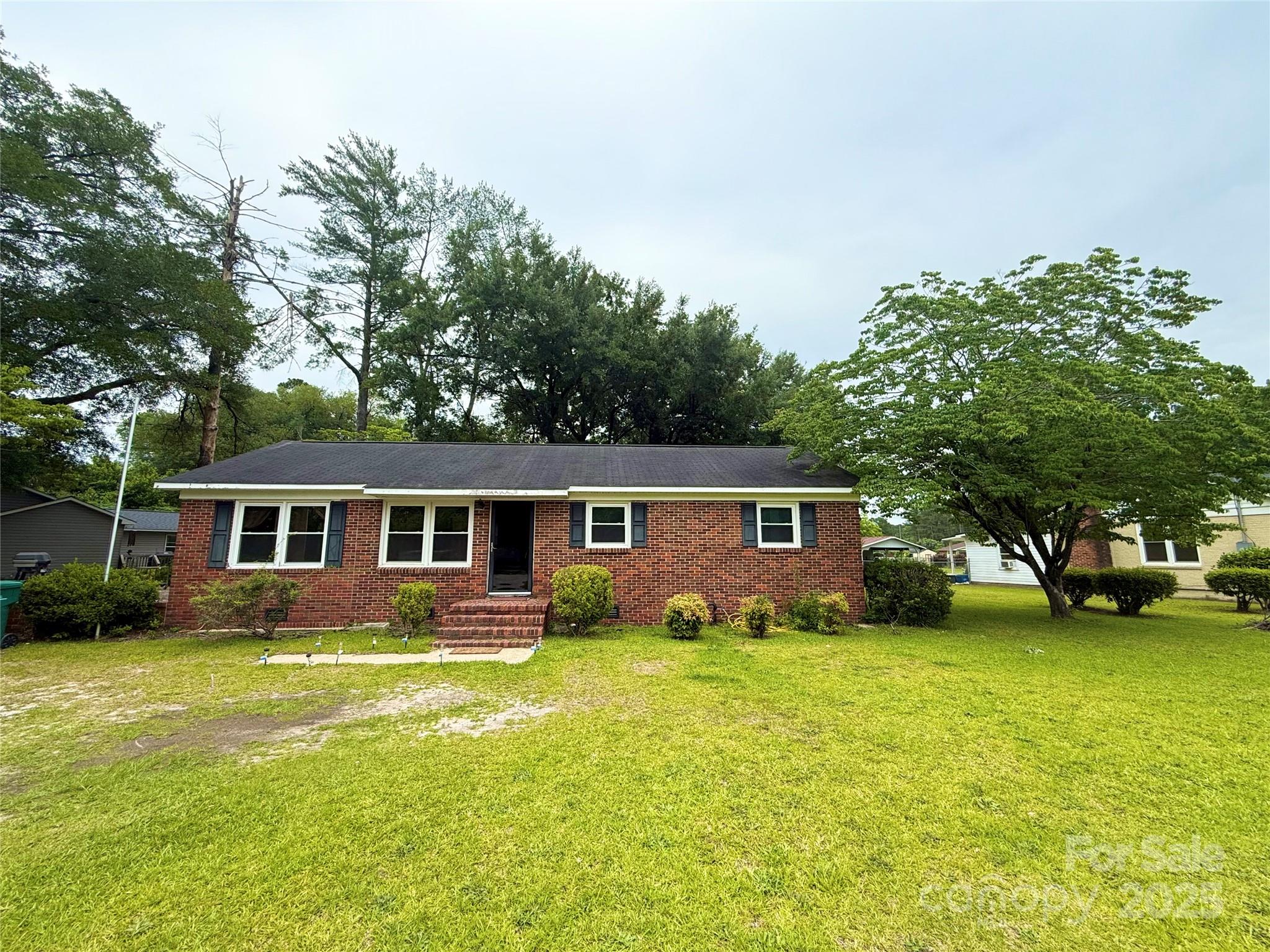 Residential in Cheraw 3