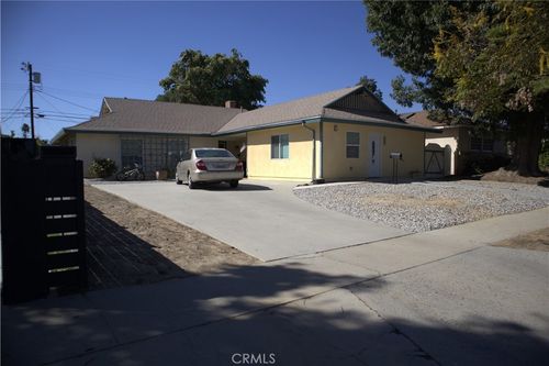 7845 Sausalito Ave, West Hills, CA, 91304-4611 | Card Image