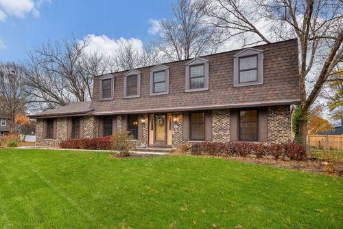 747 Redwing Dr, Geneva, IL, 60134-3141 | Card Image