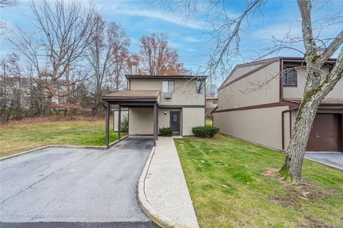 6 Eaton Ct, Middletown, NY, 10940-3503 | Card Image