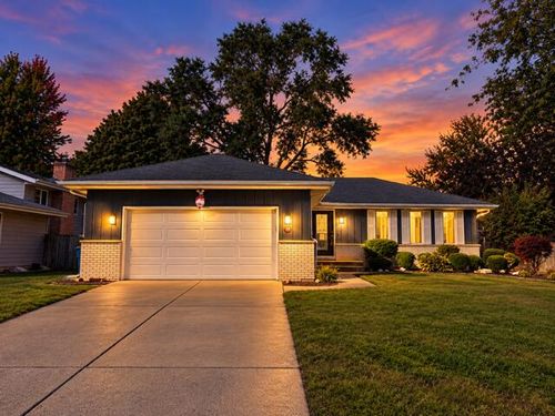 48 Briarwood Dr, Schererville, IN, 46375 | Card Image