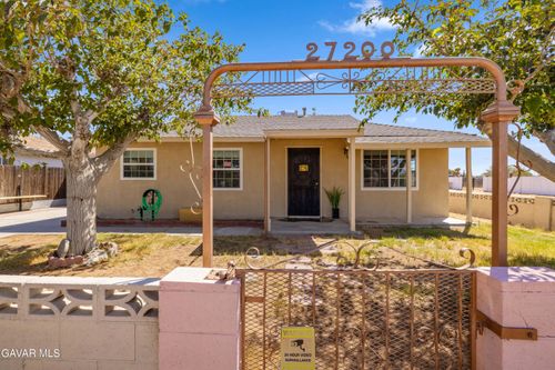 27200 Cote St, Boron, CA, 93516-1727 | Card Image