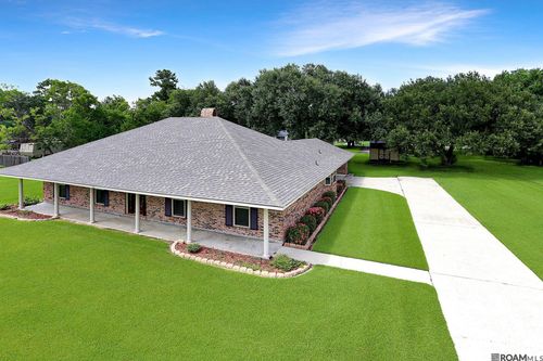 22885 Talbot Dr, Plaquemine, LA, 70764-5221 | Card Image