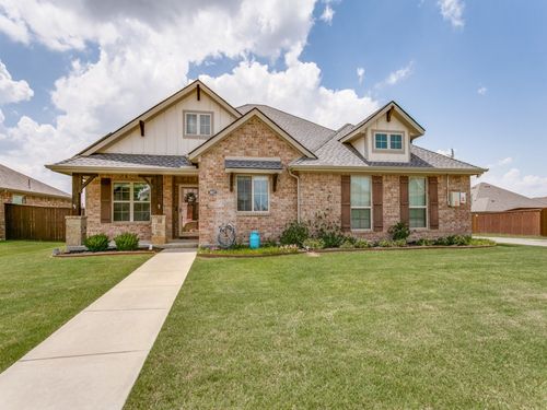 3912 Kensington Drive, Sanger, TX, 76266 | Card Image