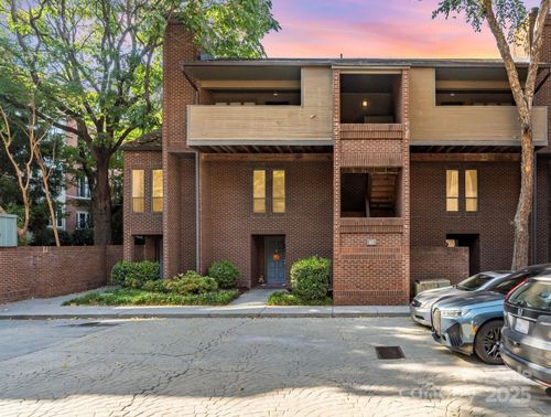 417 N Church St, Charlotte, NC, 28202-2158 | Card Image